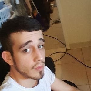 Meet your Posher, Dylan